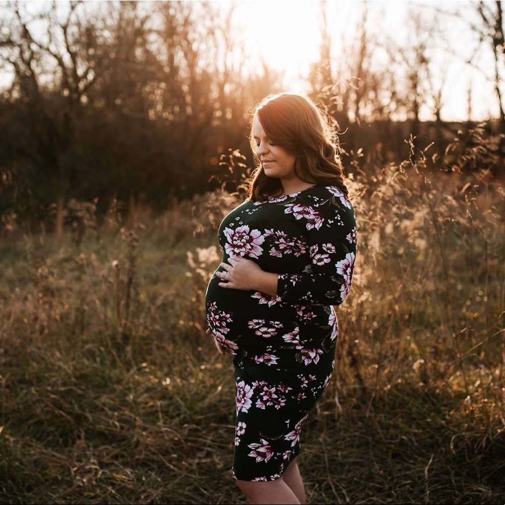 H&M Maternity dress! - Picture 2 of 2
